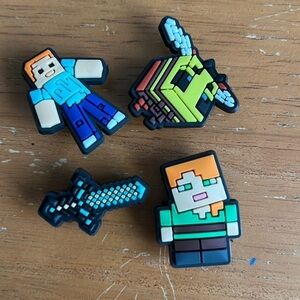 Minecraft croc charms (4)